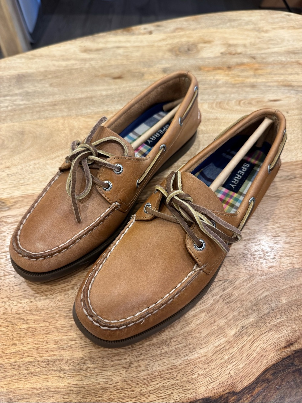 New Sperry Women’s Tan Leather Boat Shoes - Classic Two-Eye Deck Shoe